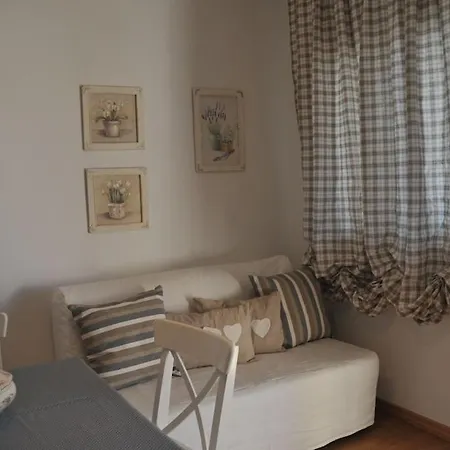 Apartment La Pavoncella